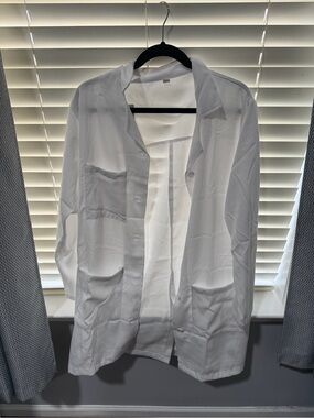 NY Threads White Lab Coat for Women Size Medium